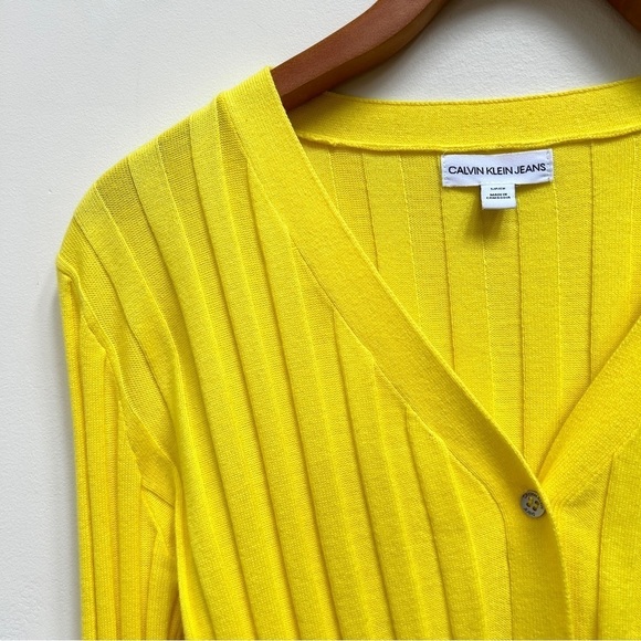 Calvin Klein Jeans Yellow Rib Knit V-Neck Cotton Cardigan - Picture 4 of 8